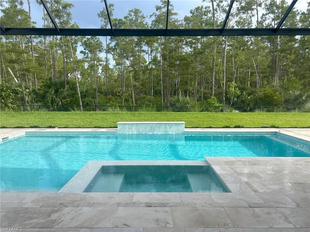9515 Caymas Way, Naples, FL 34114-6