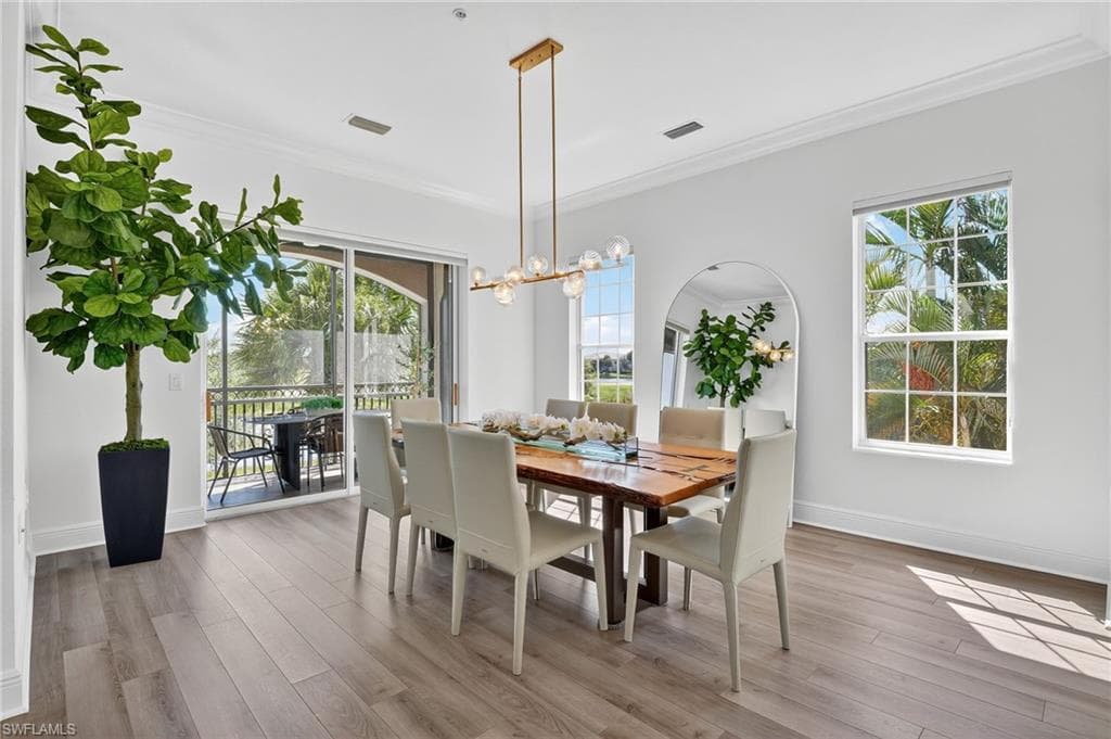 3190 Serenity Ct 202, Naples, FL 34114-17