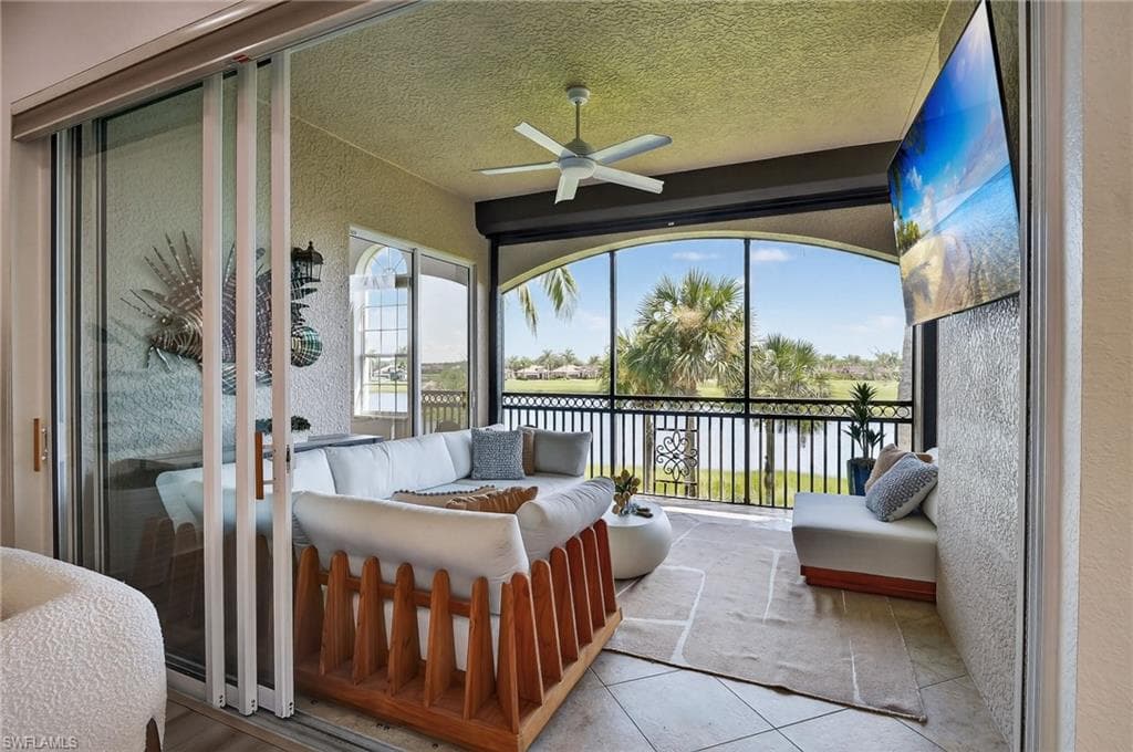 3190 Serenity Ct 202, Naples, FL 34114-18