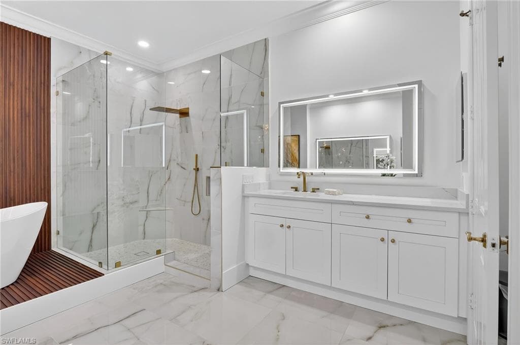 3190 Serenity Ct 202, Naples, FL 34114-31