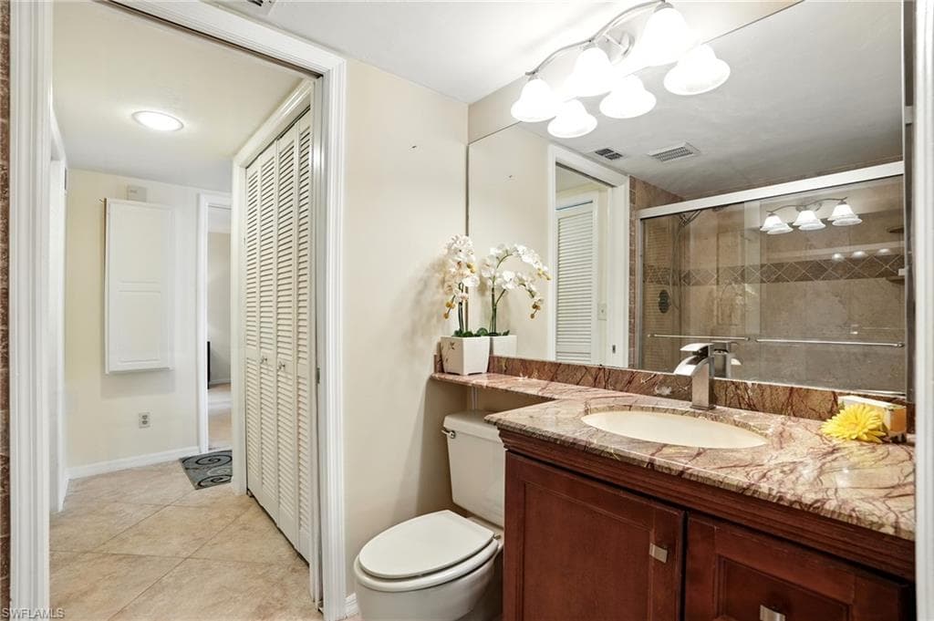 3130 Kings Lake Blvd 7543, Naples, FL 34112-9