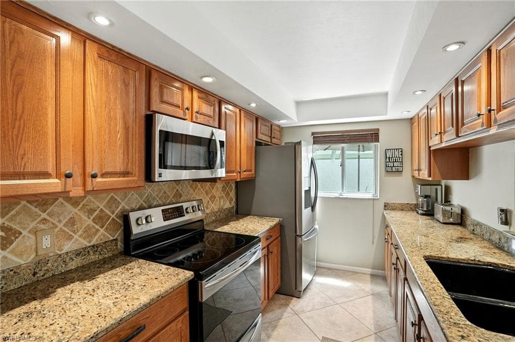 3130 Kings Lake Blvd 7543, Naples, FL 34112-16