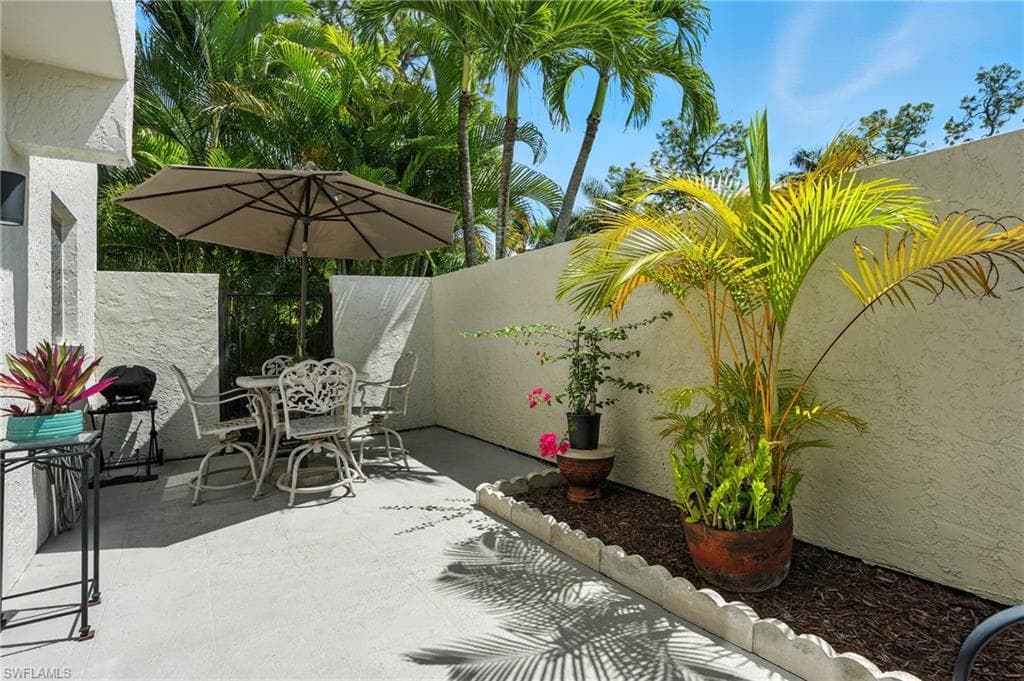 3130 Kings Lake Blvd 7543, Naples, FL 34112-17