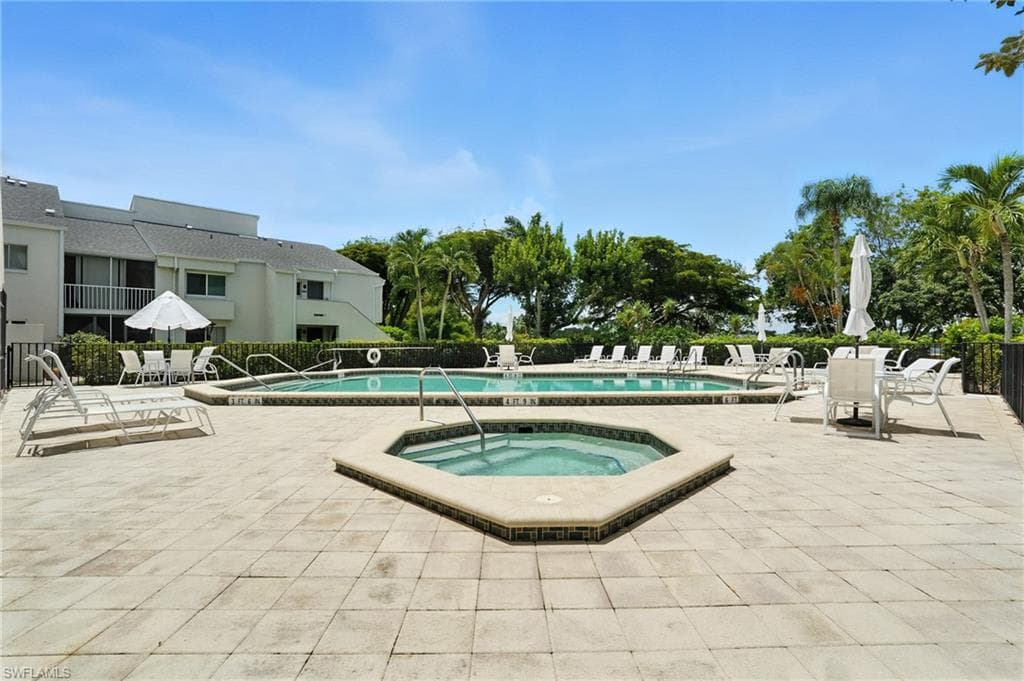 3130 Kings Lake Blvd 7543, Naples, FL 34112-21