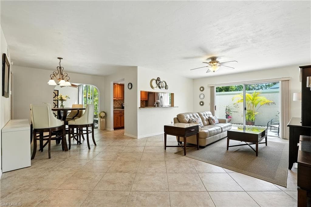 3130 Kings Lake Blvd 7543, Naples, FL 34112-6