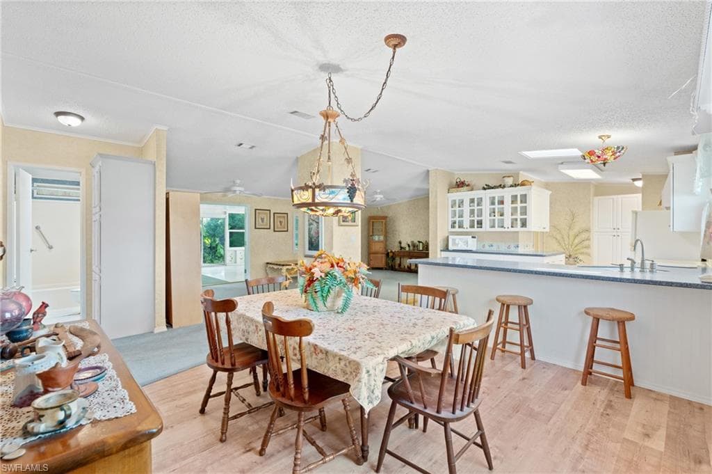 278 Riverwood Rd, Naples, FL 34114-9