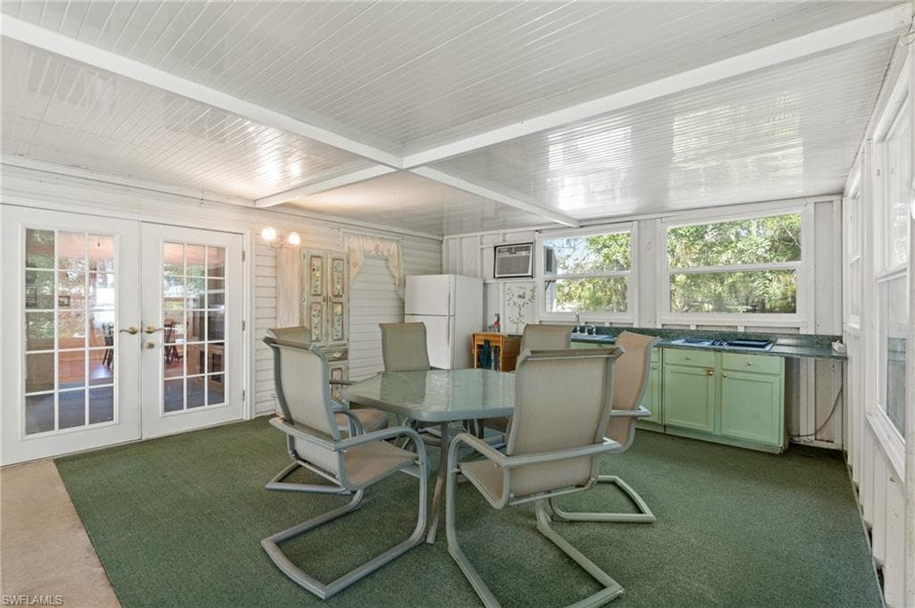 278 Riverwood Rd, Naples, FL 34114-28