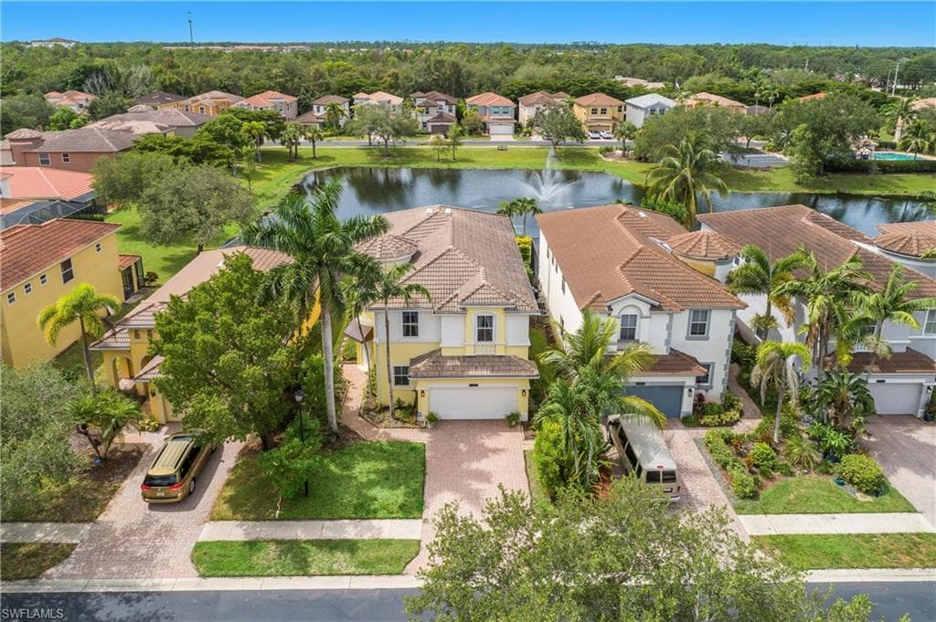 10125 Golden Elm Dr, Estero, FL 33928-1
