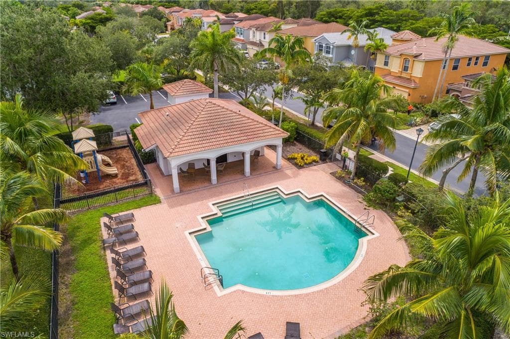 10125 Golden Elm Dr, Estero, FL 33928-39