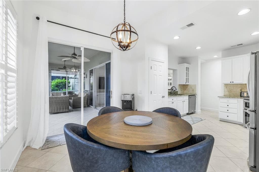 9018 Whimbrel Watch Ln 101, Naples, FL 34109-5