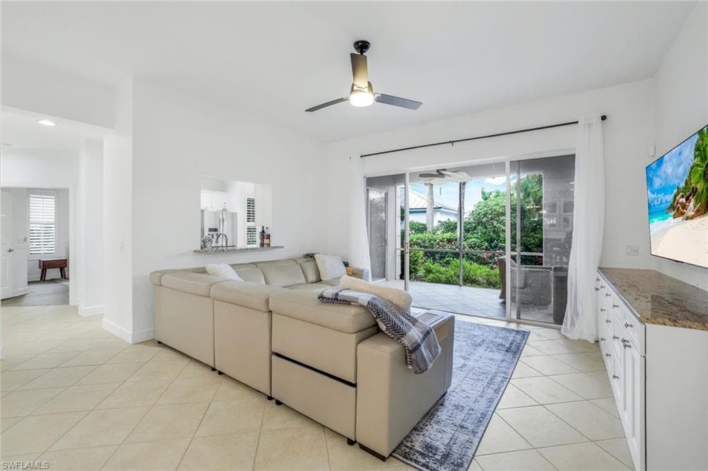 9018 Whimbrel Watch Ln 101, Naples, FL 34109-6