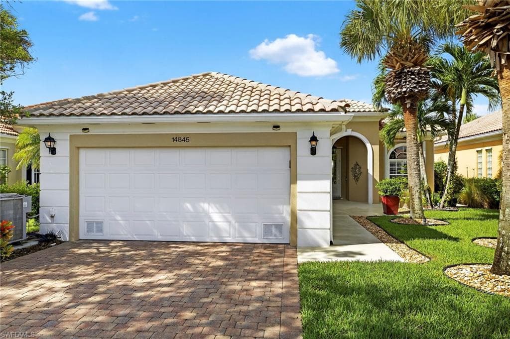 14845 Donatello Ct, Bonita Springs, FL 34135-3