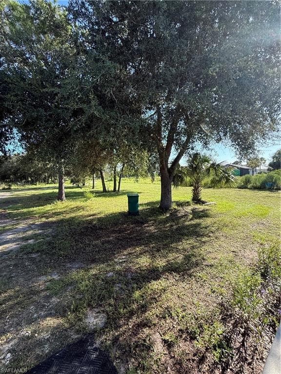 4660 43rd Ave NE, Naples, FL 34120-1