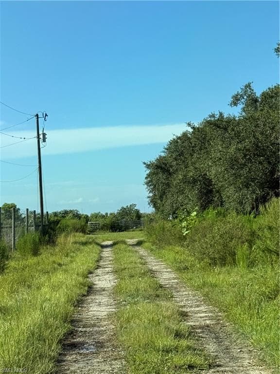 4660 43rd Ave NE, Naples, FL 34120-30