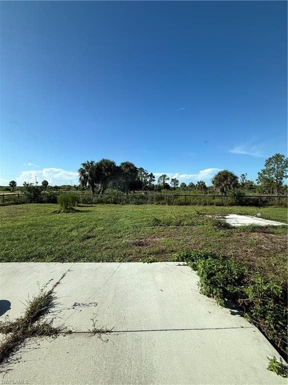 4660 43rd Ave NE, Naples, FL 34120-4