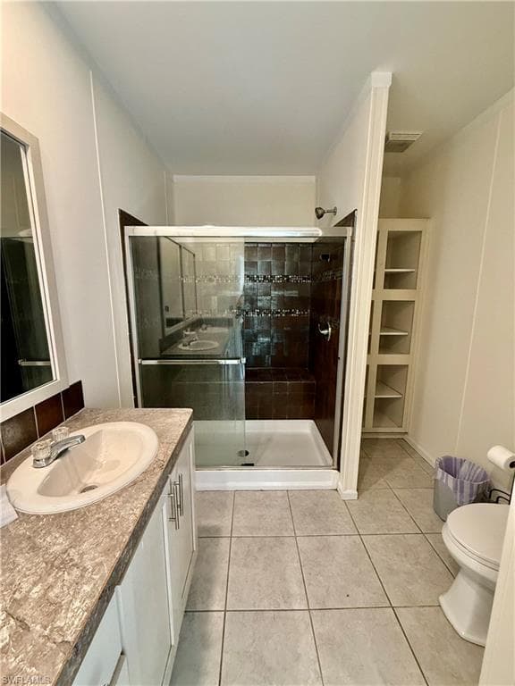4660 43rd Ave NE, Naples, FL 34120-7