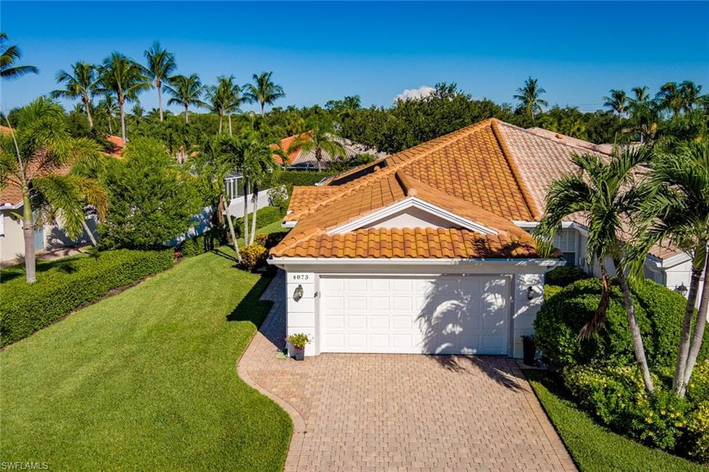 4873 Lasqueti Way, Naples, FL 34119-2