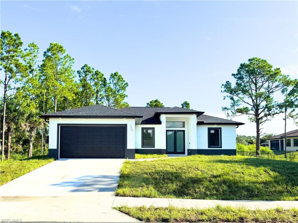 103 6th St, Lehigh Acres, FL 33972-1