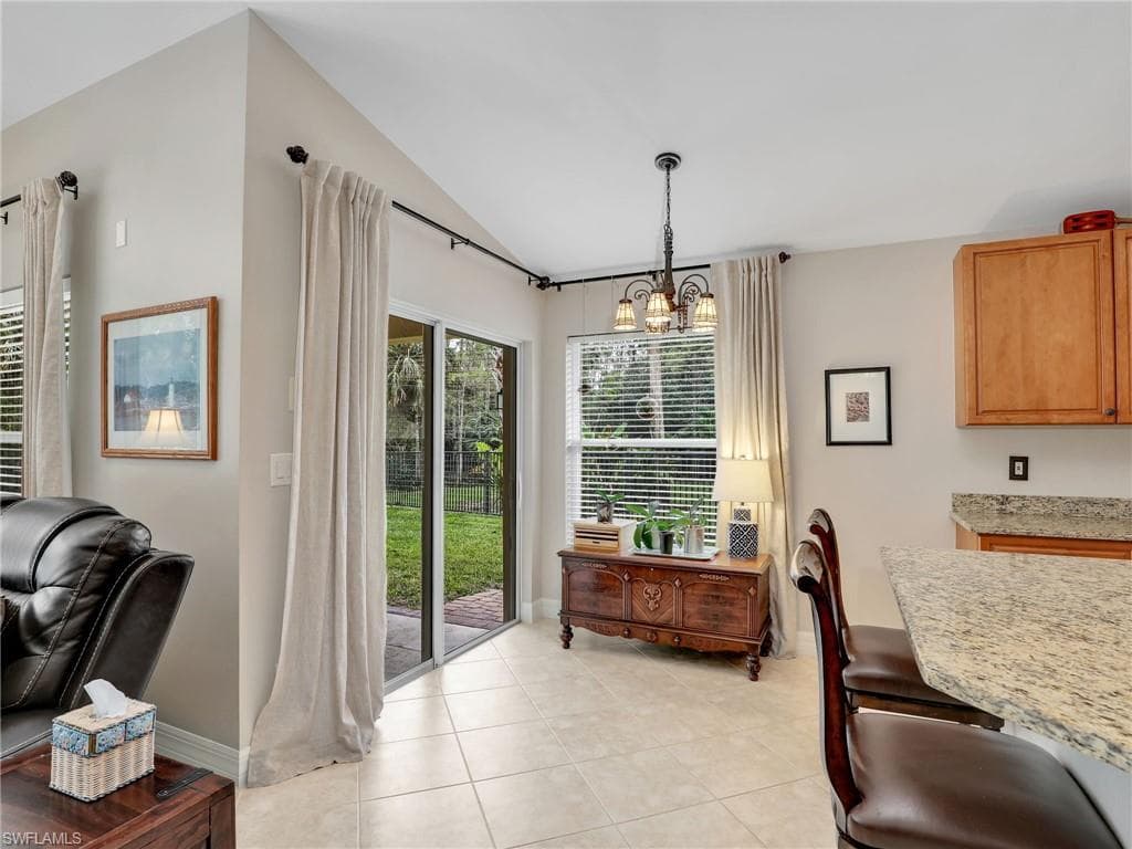 2446 Butterfly Palm Dr, Naples, FL 34119-18