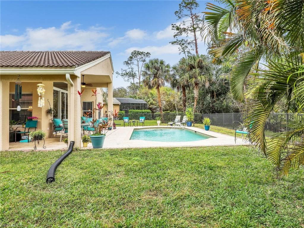 2446 Butterfly Palm Dr, Naples, FL 34119-23