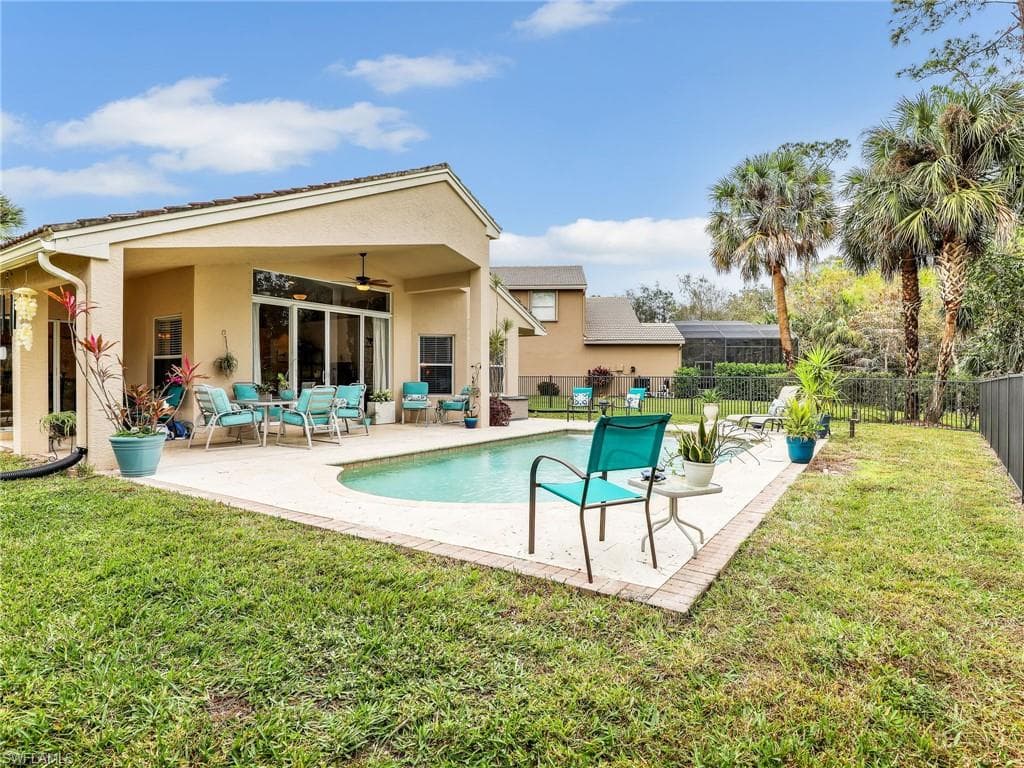 2446 Butterfly Palm Dr, Naples, FL 34119-24