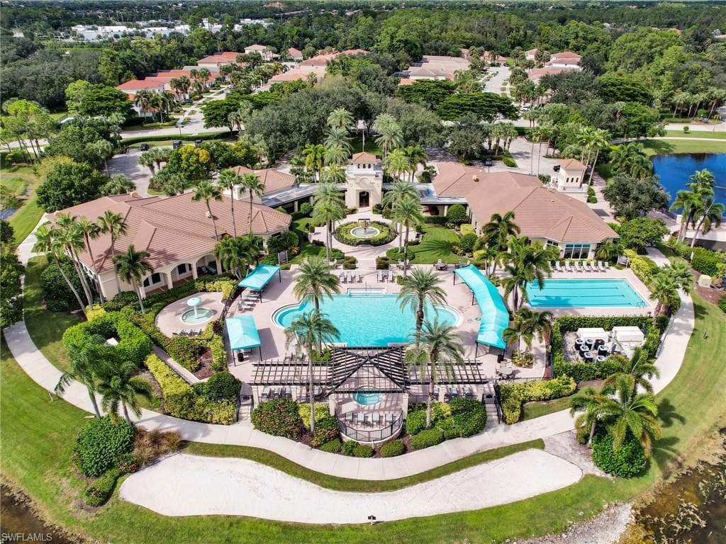 2446 Butterfly Palm Dr, Naples, FL 34119-41