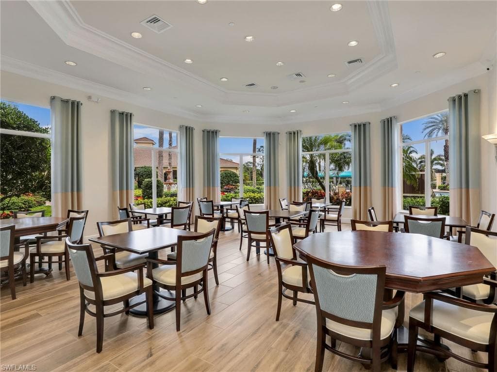2446 Butterfly Palm Dr, Naples, FL 34119-46