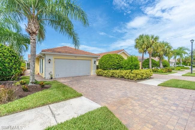 7630 Novara Ct, Naples, FL 34114-4