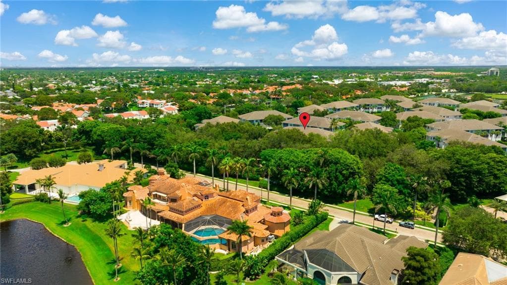 831 Sailaway Ln 202, Naples, FL 34108-36