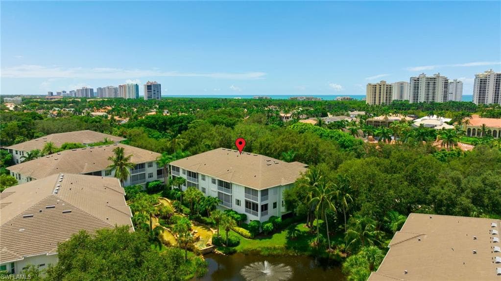 831 Sailaway Ln 202, Naples, FL 34108-38