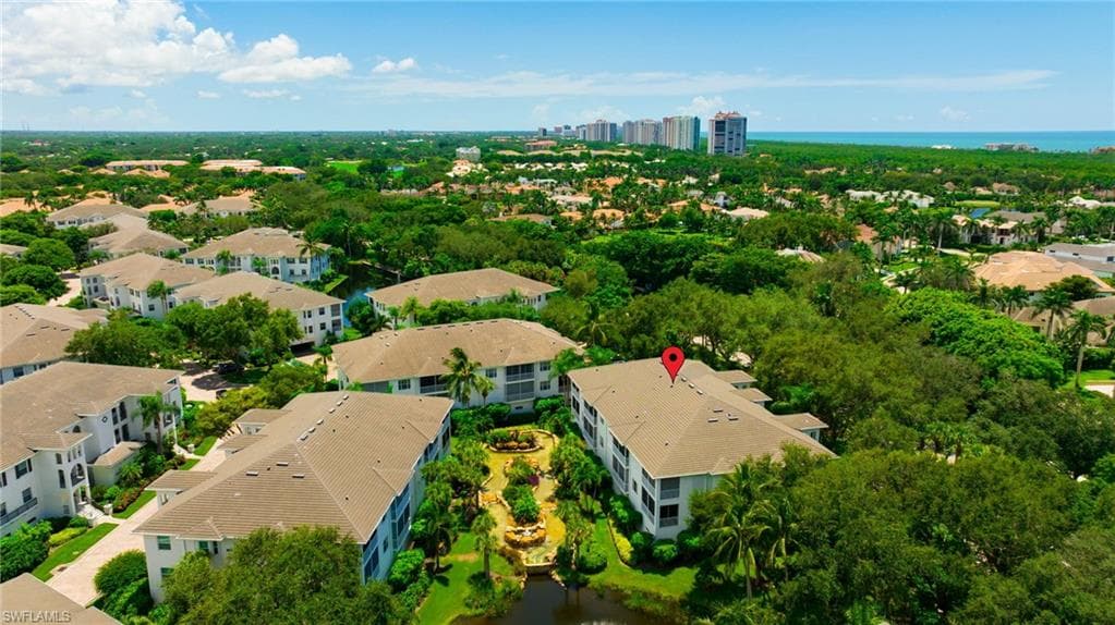 831 Sailaway Ln 202, Naples, FL 34108-39