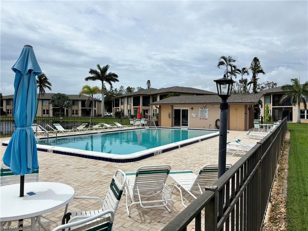 16881 Davis Rd 615, Fort Myers, FL 33908-1