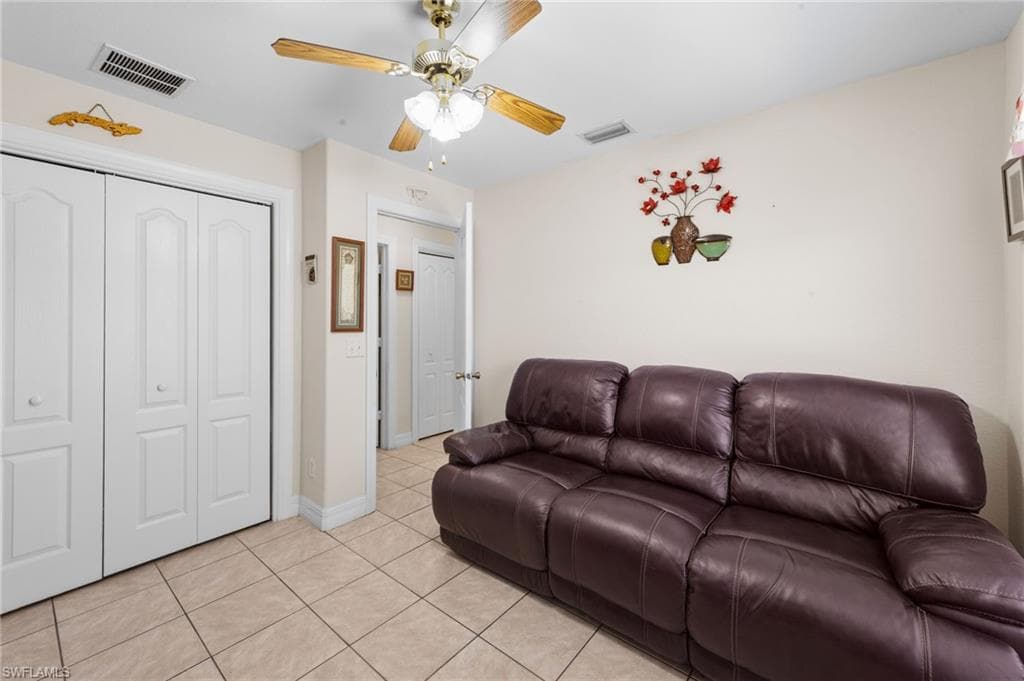 1731 Trafalgar Pkwy, Cape Coral, FL 33991-20