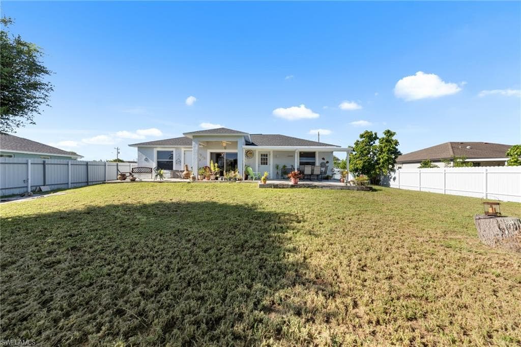 1731 Trafalgar Pkwy, Cape Coral, FL 33991-29