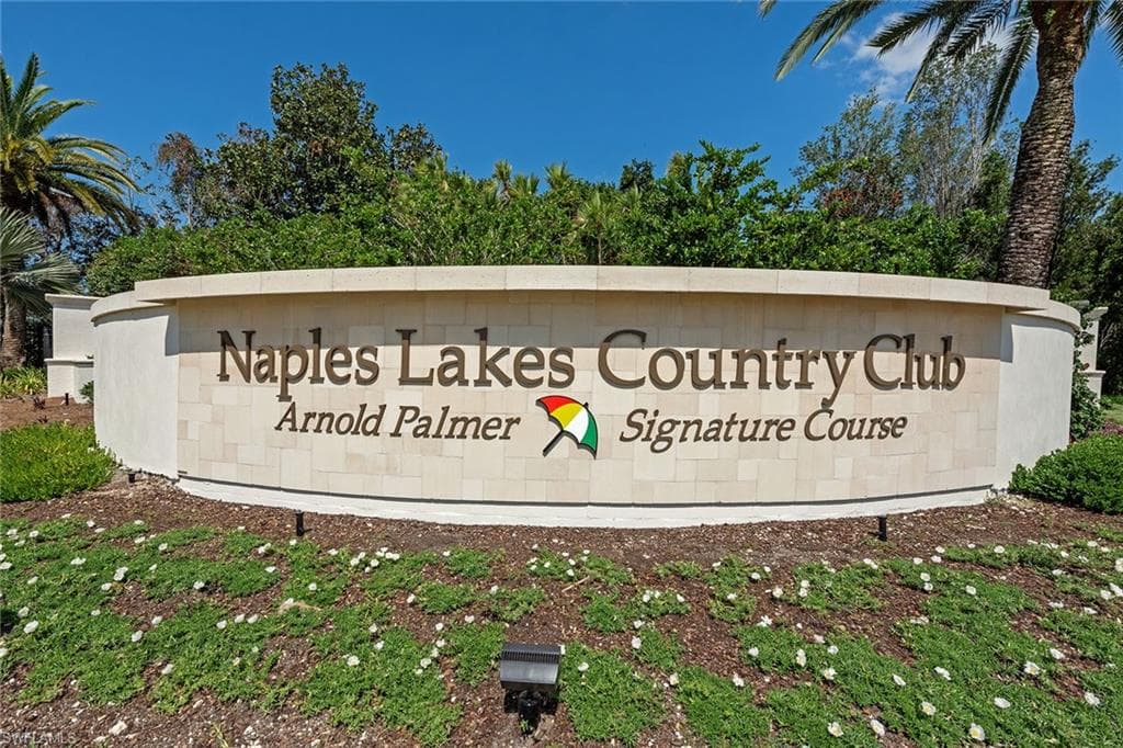 4710 Shinnecock Hills Ct 202, Naples, FL 34112-36