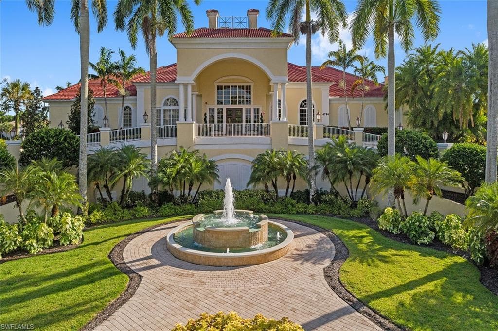 4710 Shinnecock Hills Ct 202, Naples, FL 34112-48