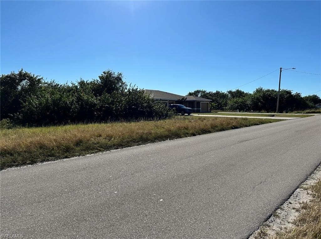 356/358 Grant Blvd, Lehigh Acres, FL 33974-3