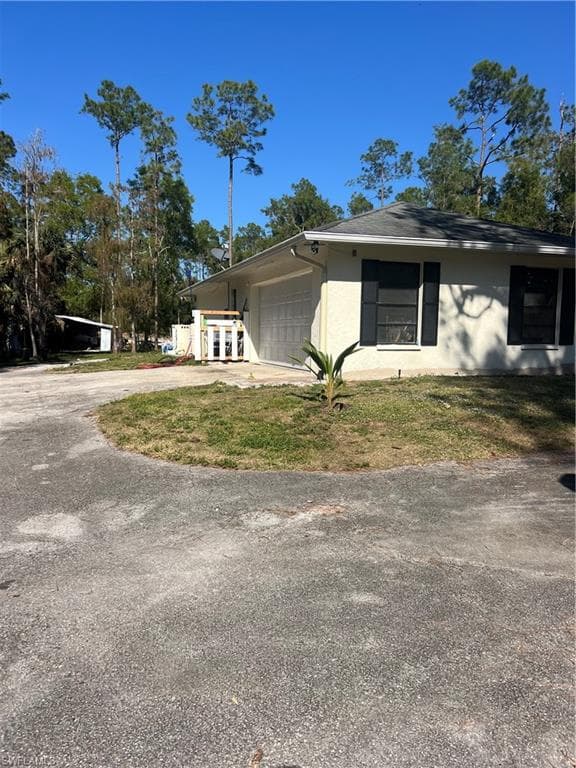3311 25th Ave SW, Naples, FL 34117-4