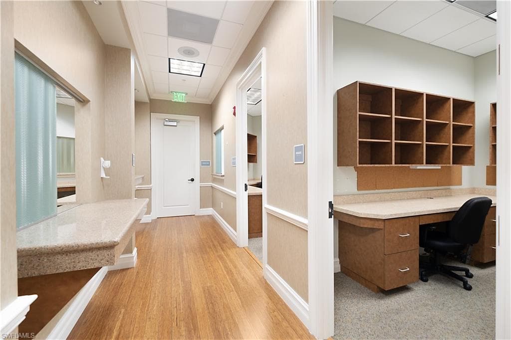 3021 Airport Rd N 103, Naples, FL 34105-27