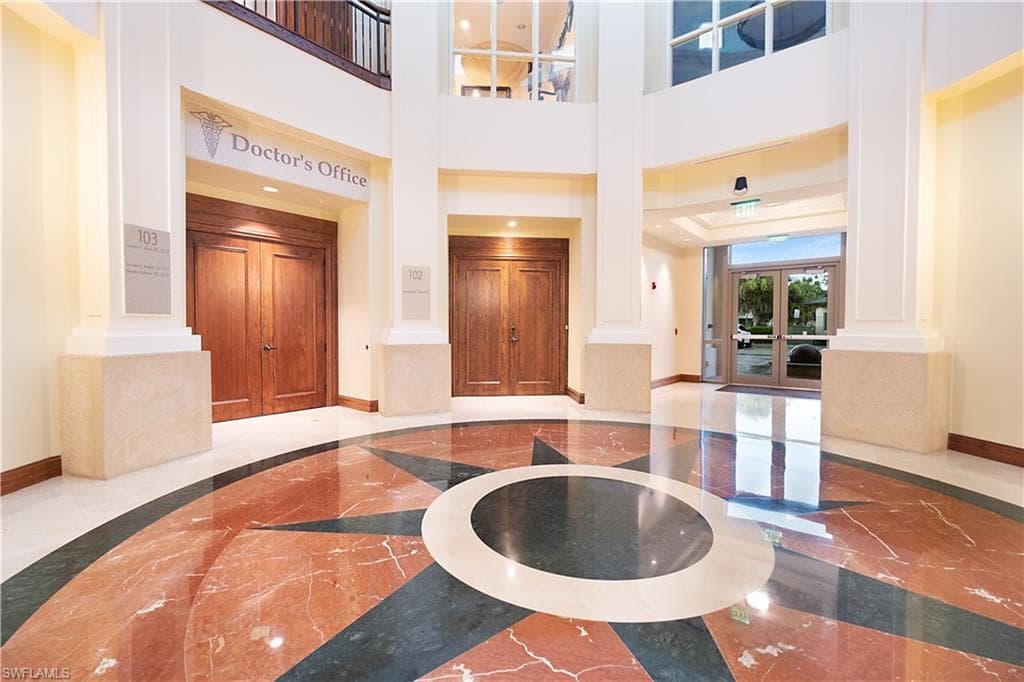 3021 Airport Rd N 103, Naples, FL 34105-4