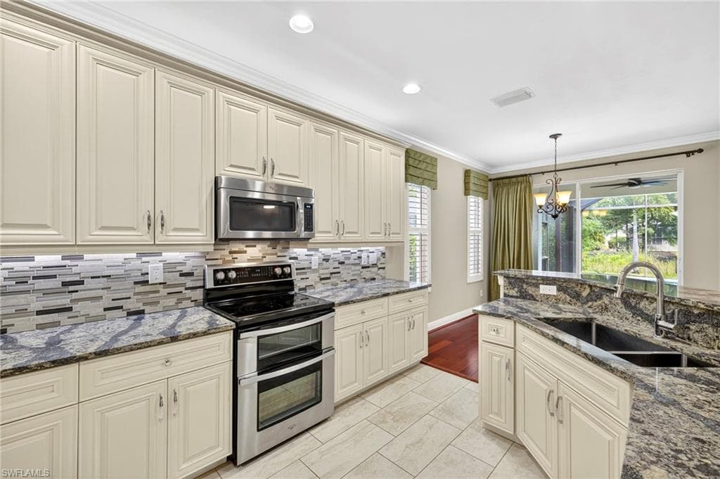 9896 Colonial Walk S, Estero, FL 33928-14