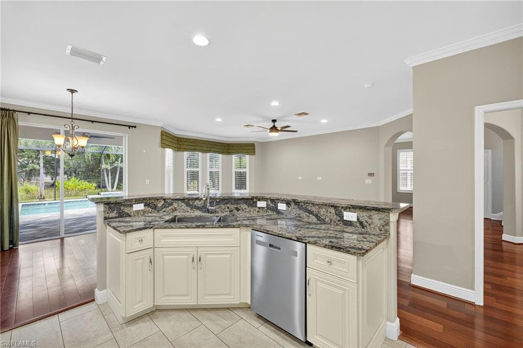 9896 Colonial Walk S, Estero, FL 33928-15