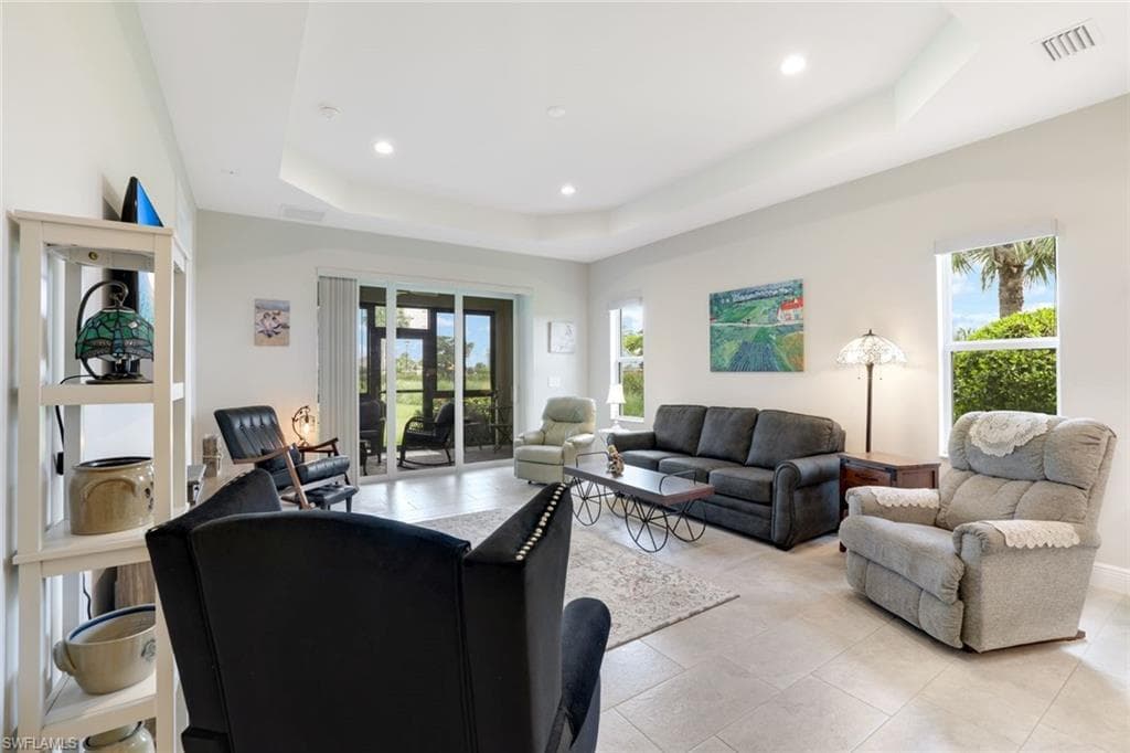 4691 Centaurus Cir, Naples, FL 34120-3