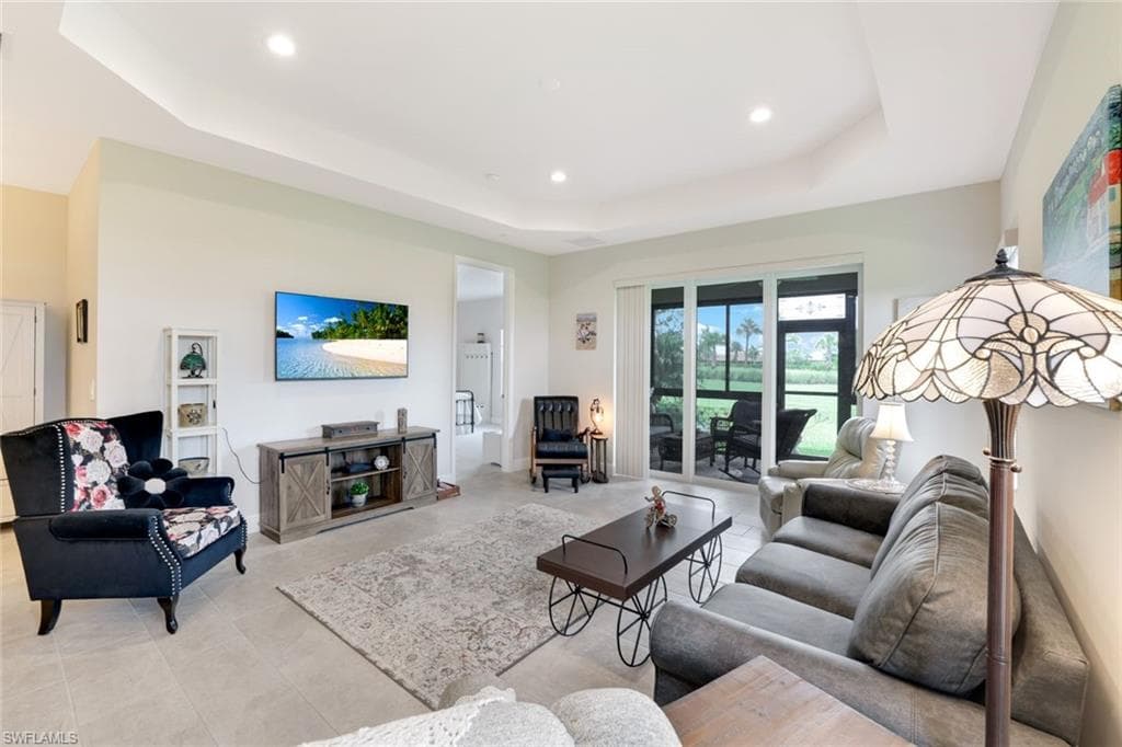 4691 Centaurus Cir, Naples, FL 34120-4