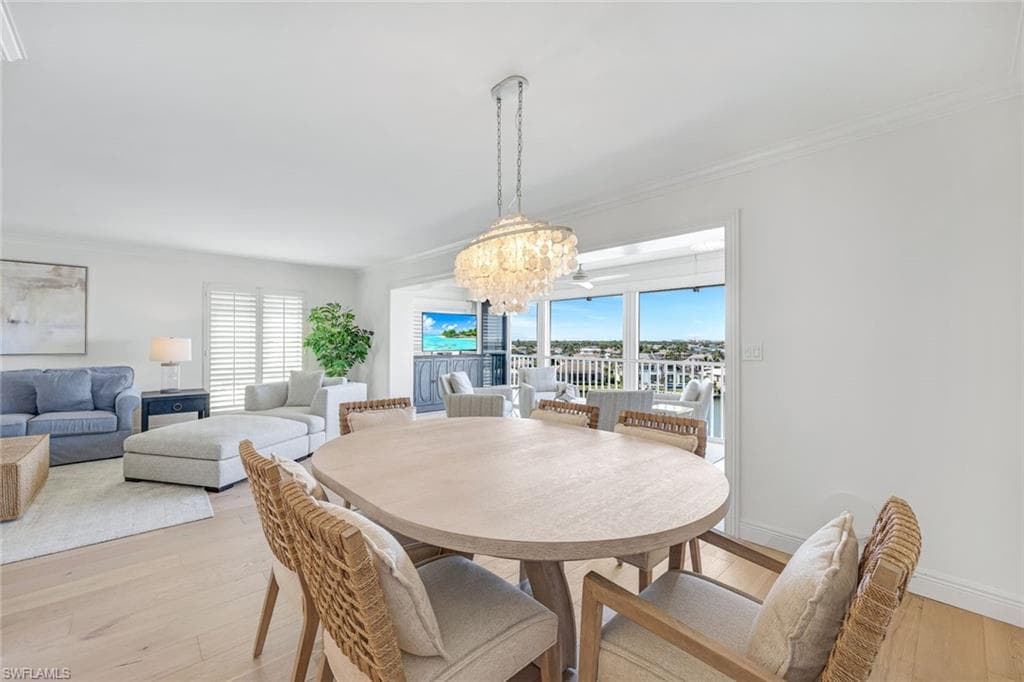 250 Park Shore Dr 601, Naples, FL 34103-11