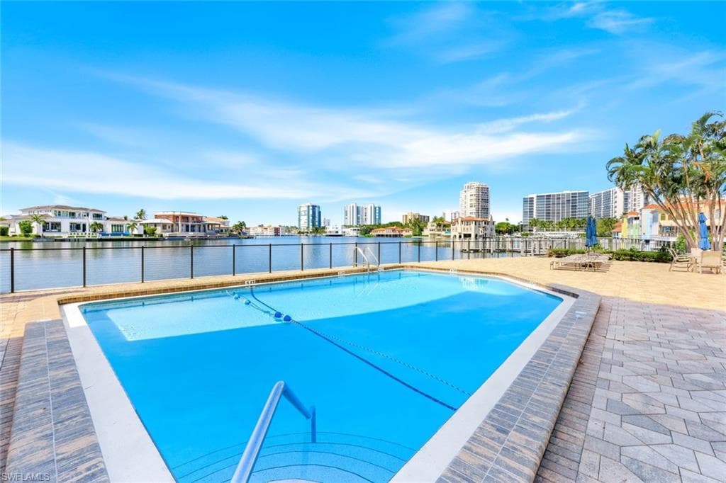 250 Park Shore Dr 601, Naples, FL 34103-22