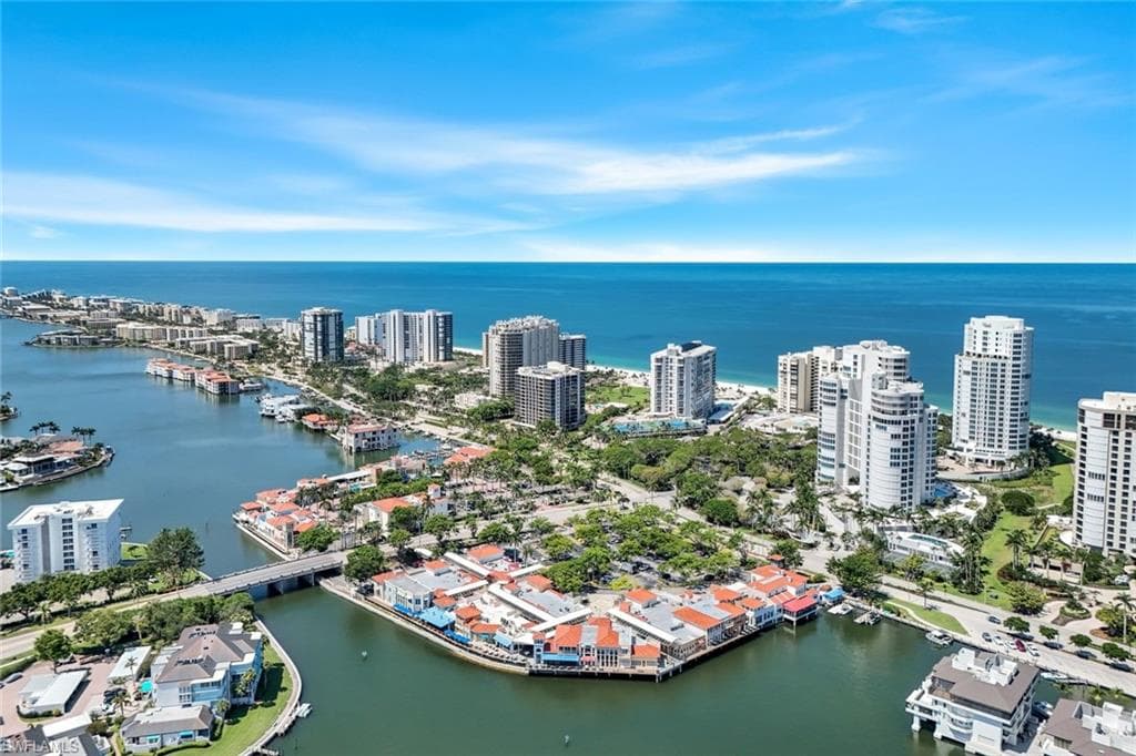 250 Park Shore Dr 601, Naples, FL 34103-31
