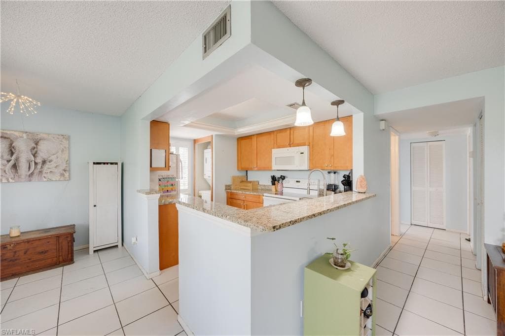 1400 Pompei Ln 43, Naples, FL 34103-12