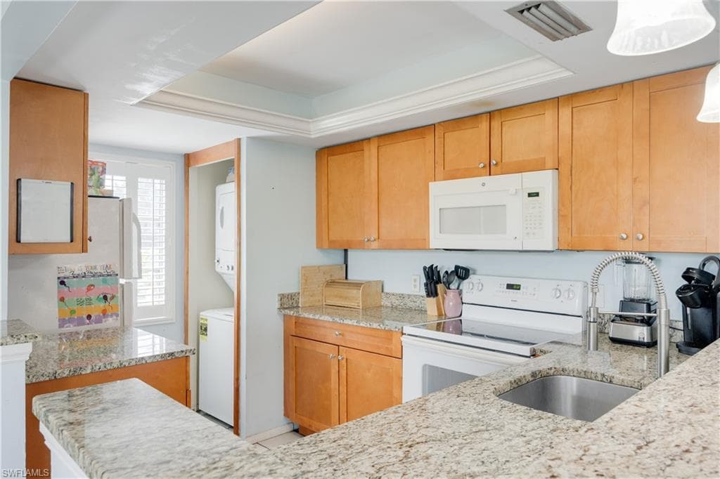 1400 Pompei Ln 43, Naples, FL 34103-14