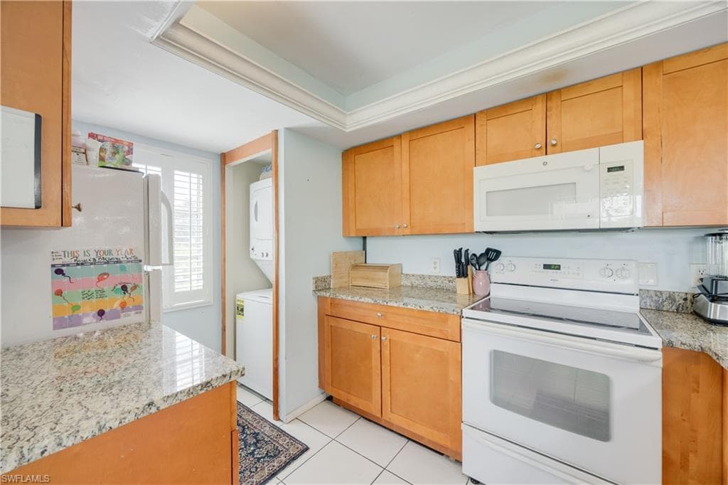 1400 Pompei Ln 43, Naples, FL 34103-16